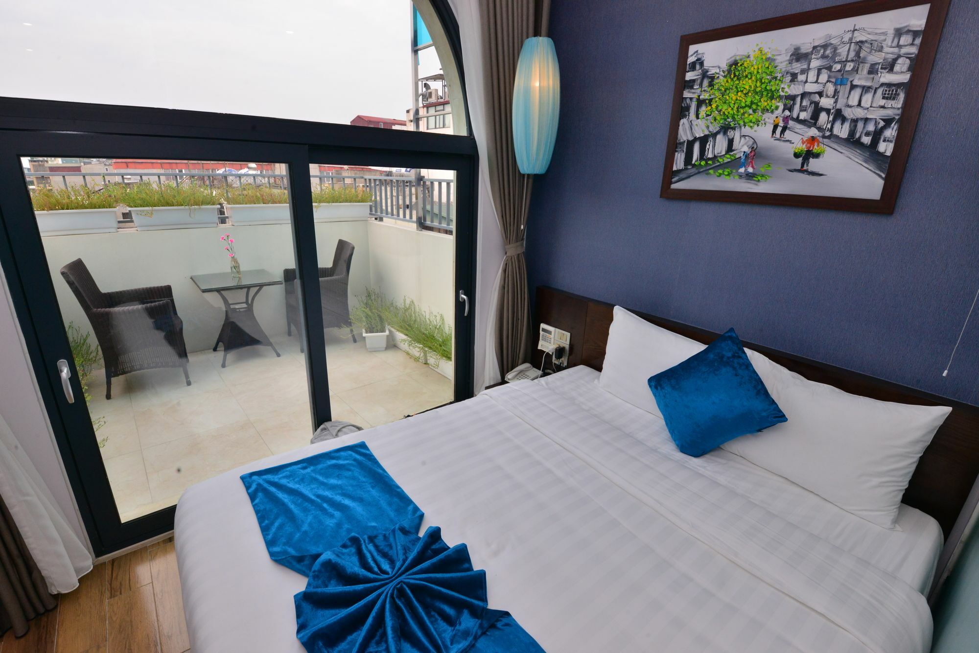 Bella Premier Hotel & Rooftop Skybar Hanoi Exterior photo
